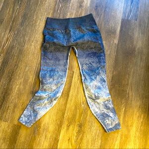 Lululemon Ebb to Train Tight Size 12